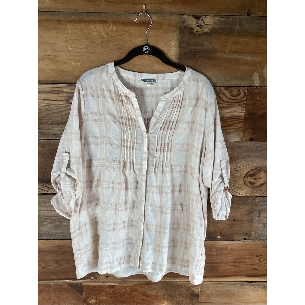 Pleione Tunic Pullover 3/4 Sleeve Collared V Neck Pin Tucked Tan Plaid Blouse